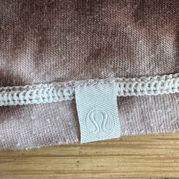 Lululemon Tie Dye Cropped Tank Top - Picture 3 of 3